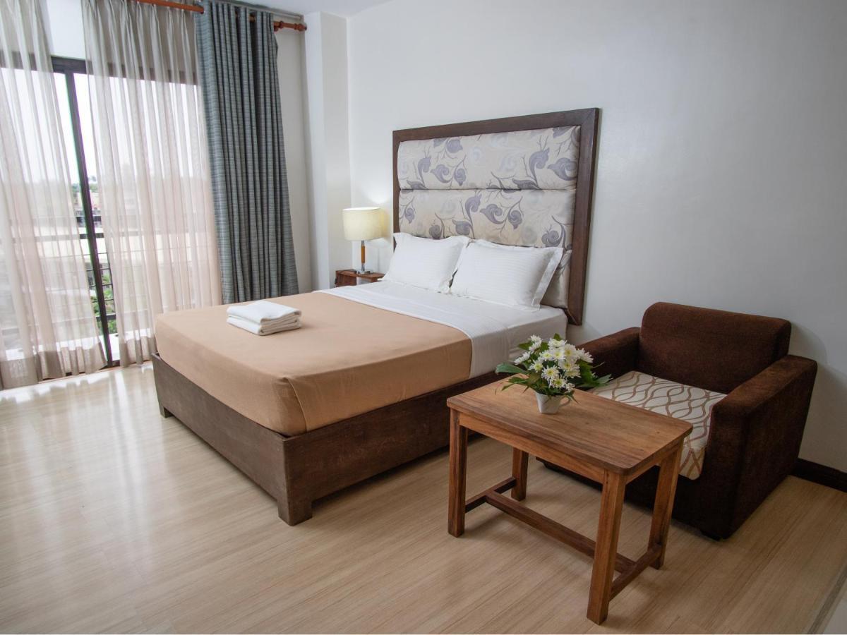 Marzon Hotel Kalibo Exteriér fotografie